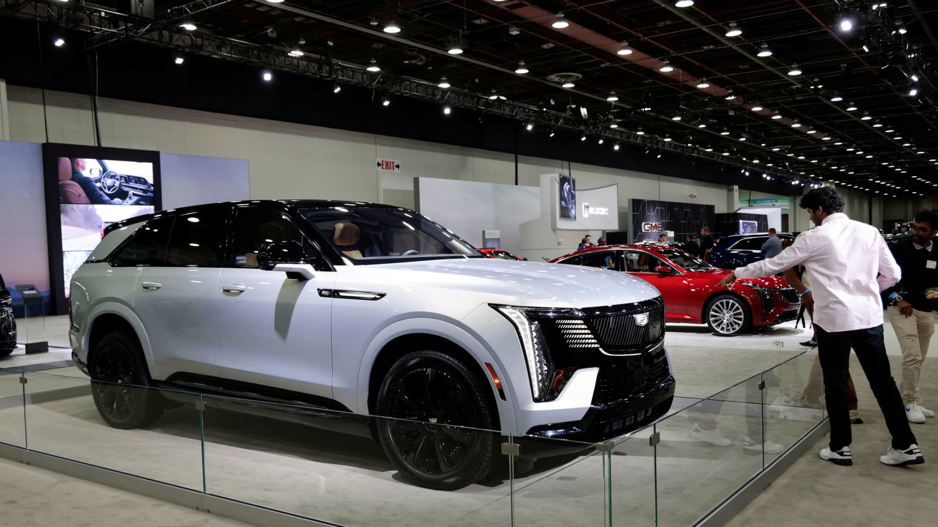 GM: Iran war causing cost increases, but pricey vehicles keep selling